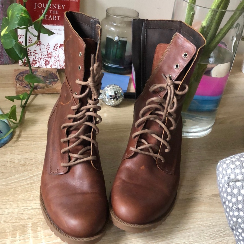 Timberland combat boots